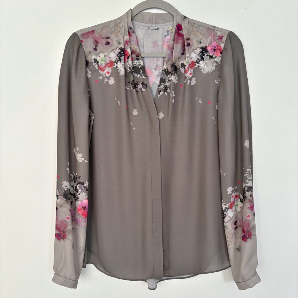 Elie Tahari Blouse